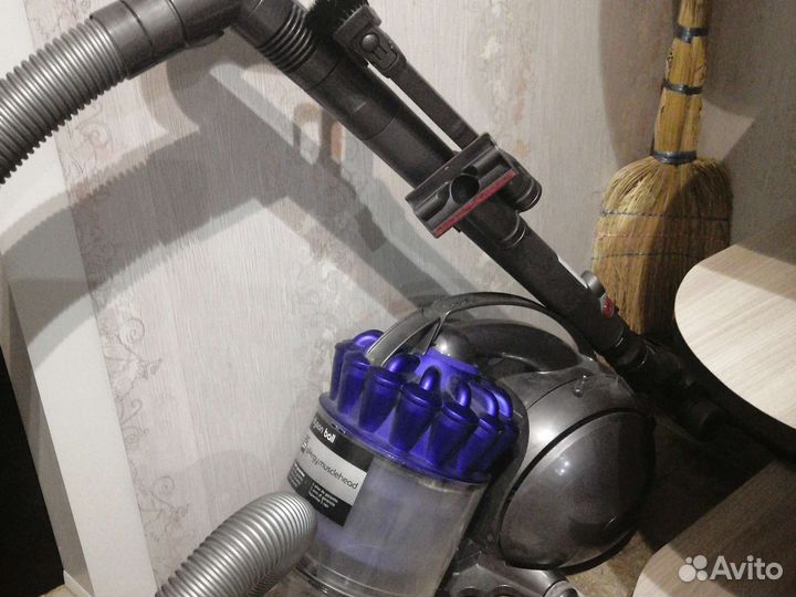 Пылесос Dyson dc37 на запчасти