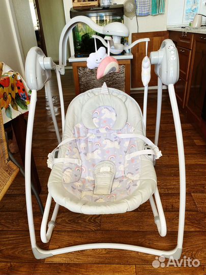 Электронные качели для новорожденных Baby Care