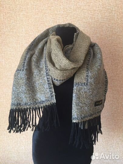 Палантин (шарф) шерстяной женский, б/у