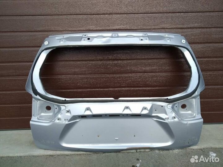 Крышка багажника Оутлендер Outlander XL Mitsubishi