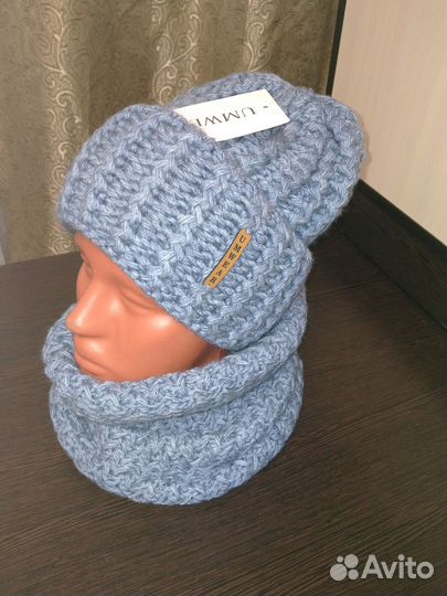 Новые, комплекты:шапка/снуд-зима