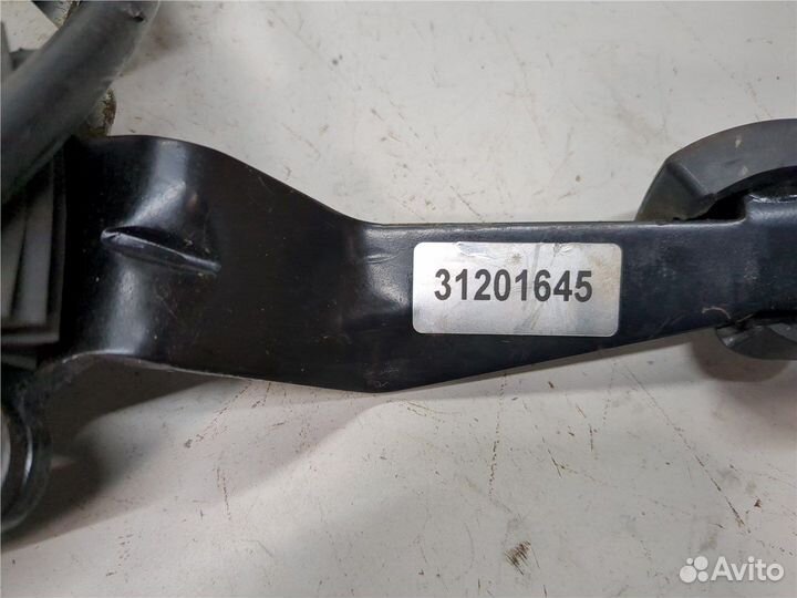 Педаль ручника Mitsubishi Endeavor, 2011