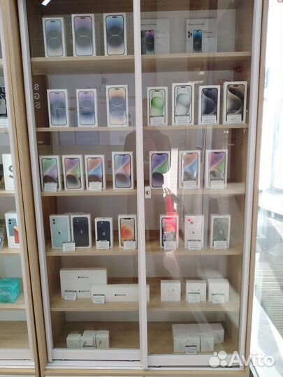 iPhone 15 Pro Max, 256 ГБ