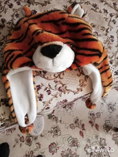 Шапочка, шапка, тигрёнок