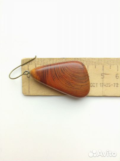 Серьги, бусы, бошь из дерева