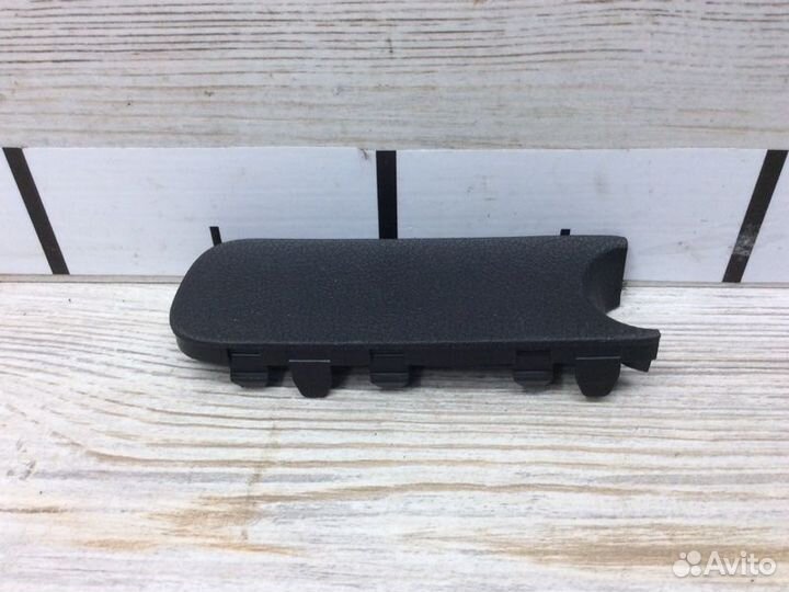 Накладка (кузов внутри) Kia Rio X-Line хетчбек