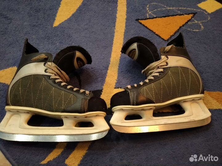 Коньки хоккейные CCM