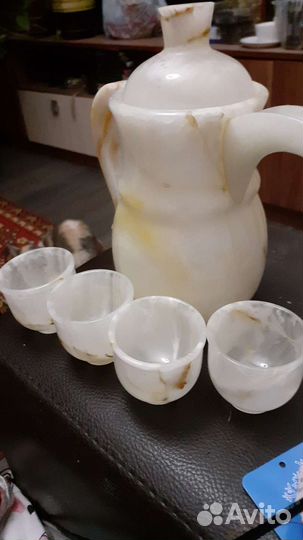 Кувшин с пиалами.кувшин из оникса