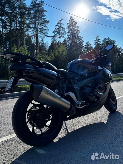 Мотоцикл BMW K1300S