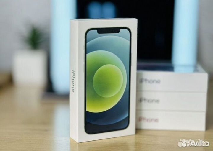 iPhone 12, 64 ГБ