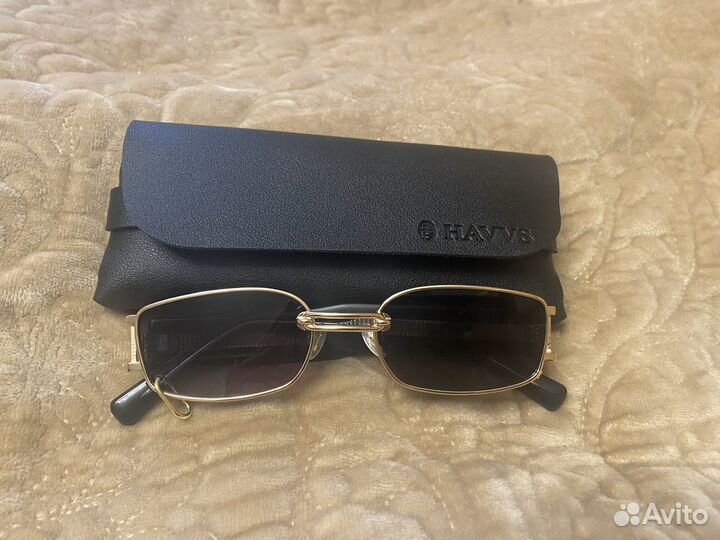 Солнцезащитные очки