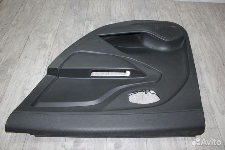 Обшивка двери задней правой xray Х Рей x-ray