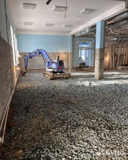 Услуги трактора экскаватора