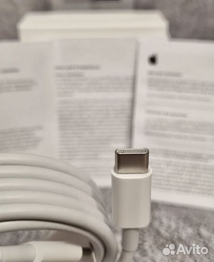 Кабель Apple