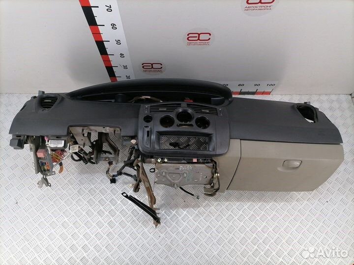 Торпедо (панель передняя) для Renault Scenic 2