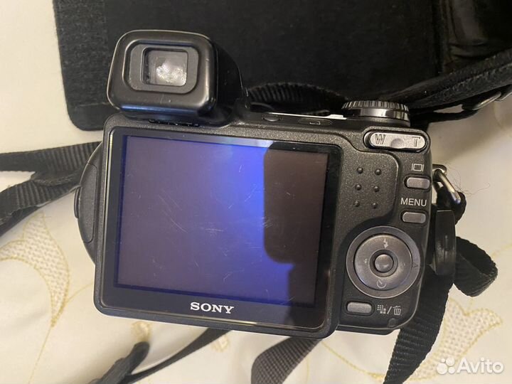 Зеркальный фотоаппарат Sony с сумкой