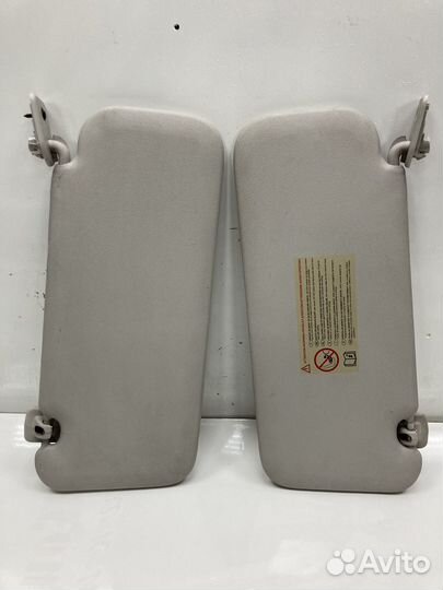 Козырек солнцезащитный L/R Citroen C3 Picasso