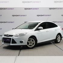 Ford Focus 1.6 AMT, 2013, 97 800 км, с пробегом, цена 935 000 руб.