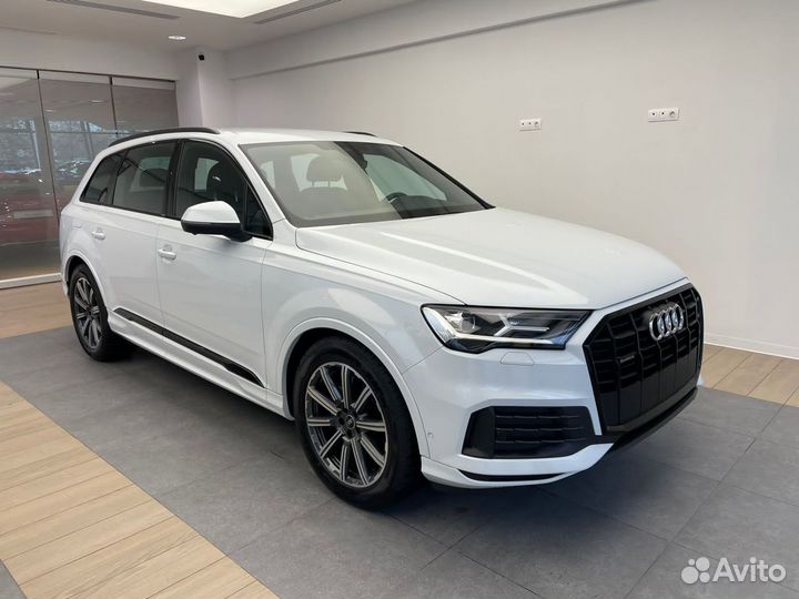 Audi Q7 3.0 AT, 2022