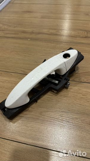 Ручка двери водительская ford fiesta