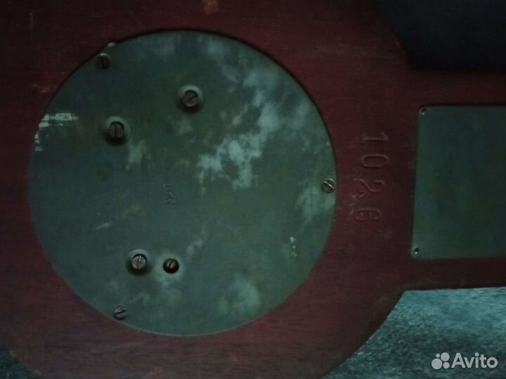 Старинный барометр