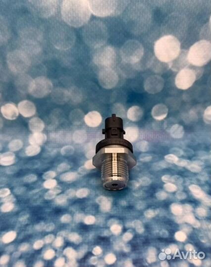 Датчик давления топлива в рампе 0 281 006 914