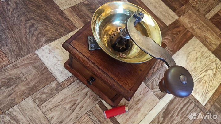 Большая кофемолка. Россия конец XIX начало XX века