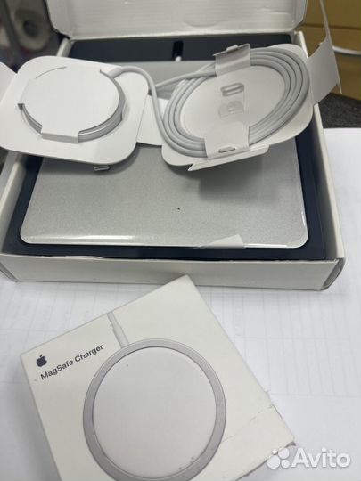 Аксессуары apple оригинальные,кабели, зарядки,науш