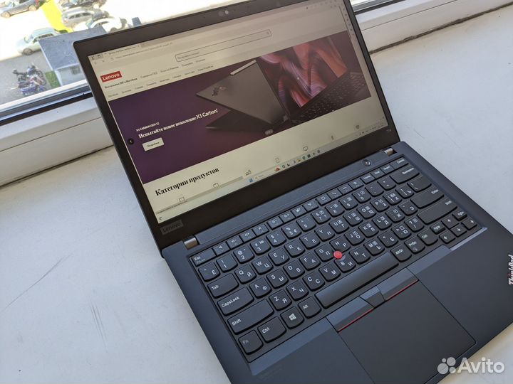 Тонкий ноутбук Lenovo ThinkPad T14