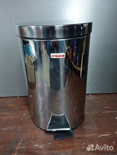 Урна для мусора с педалью. 12литров