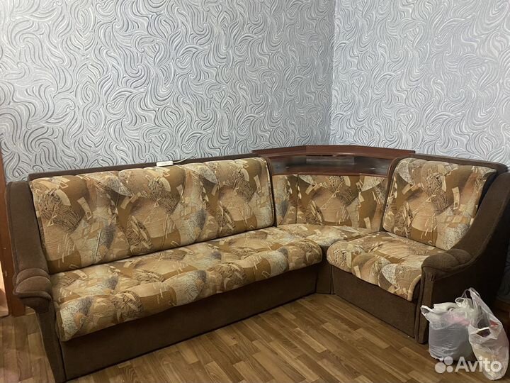 Угловой диван