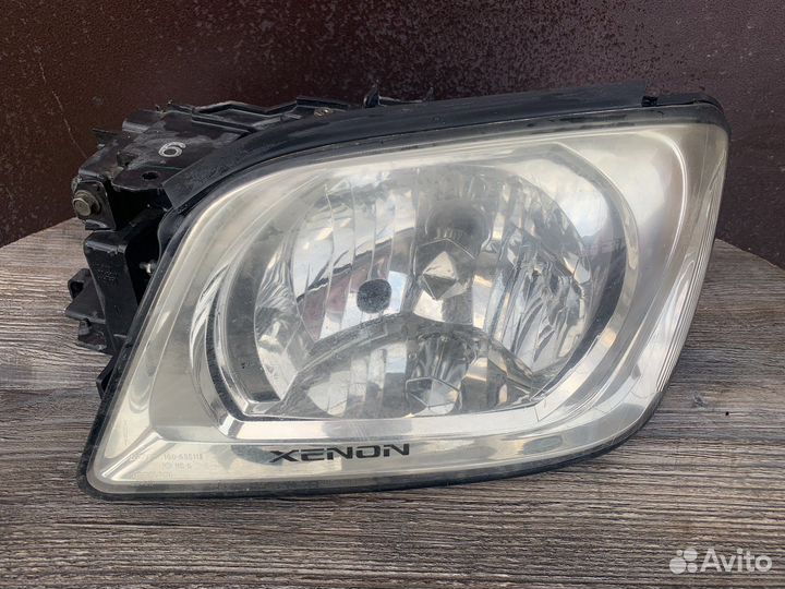 Фара левая Xenon Nissan Stagea 34 рест (дефект)