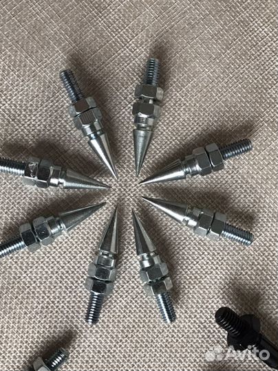 Шипы для акустики Dali, Bowers