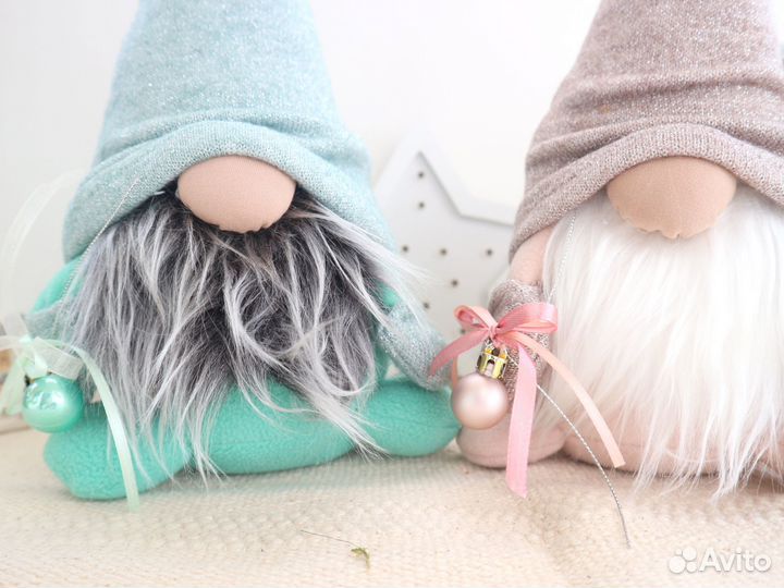 Интерьерный уютный гном подарок на новоселье