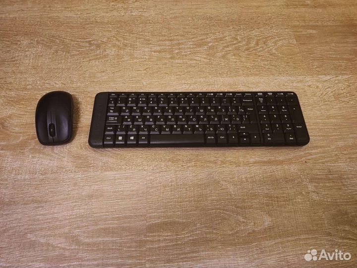 Беспроводная клавиатура и мышь logitech