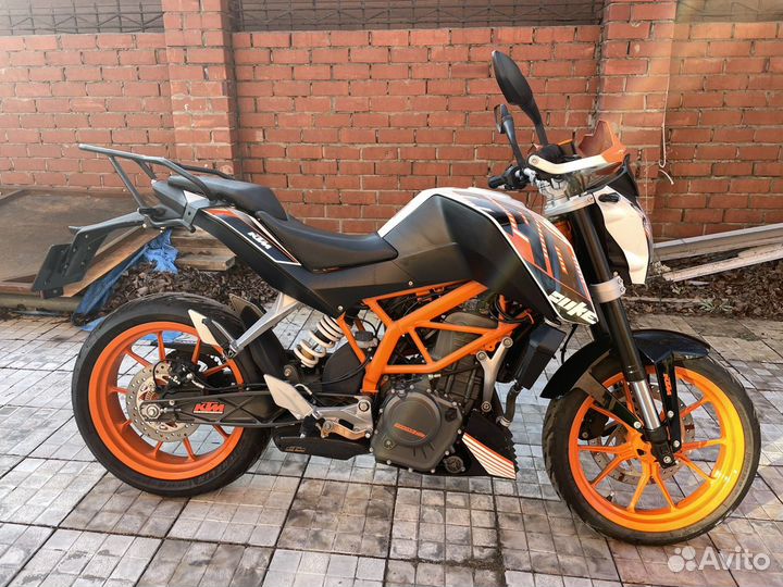 KTM 390 duke