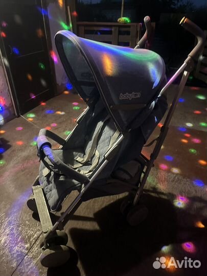 Прогулочная коляска