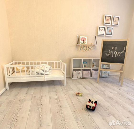 Детская кровать из массива