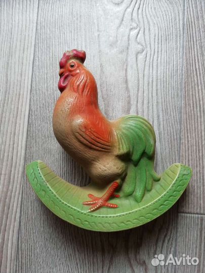 Игрушка Красный Треугольник. лрти