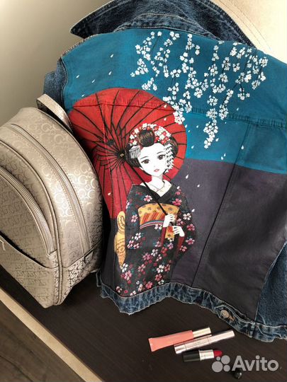 Джинсовая куртка Zara S-M