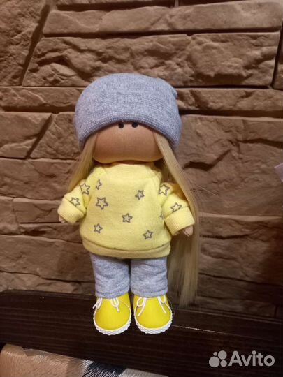 Кукла-брелок в разных сочетаниях