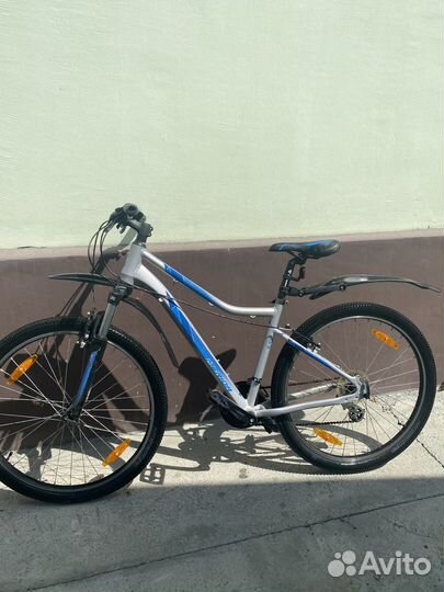 Велосипед женский Merida juliet v 6.10