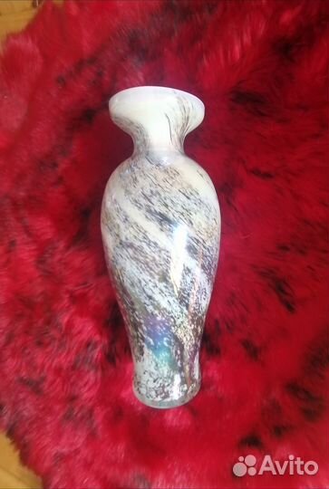 Вазы качественные и горшок для цветов