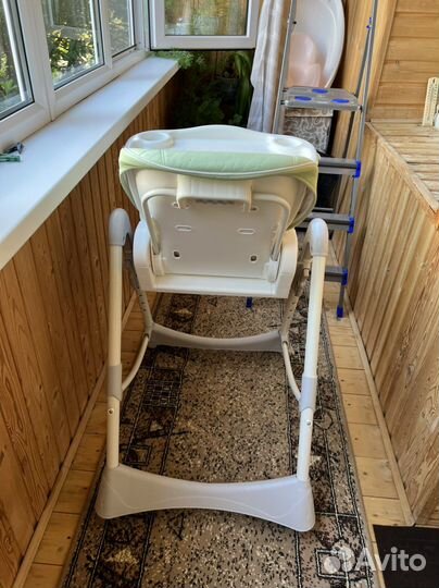 Стул для кормления