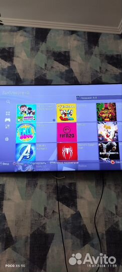 Sony PlayStation 4