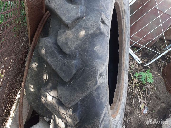 Переднее колесо на т 40 бу