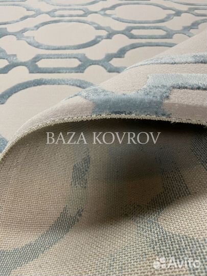 Ковер новый