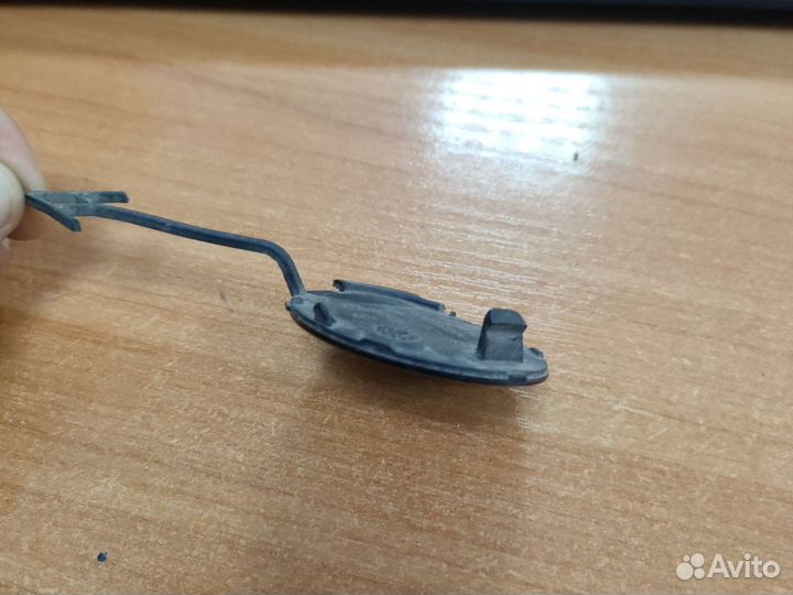 Заглушка буксировочного крюка пер Опель Астра H