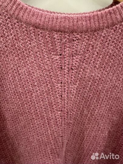 Свитер шерстяной женский