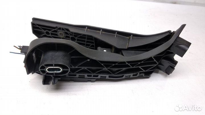 Педаль газа Volkswagen Jetta 6 2.0 TDI 2012
